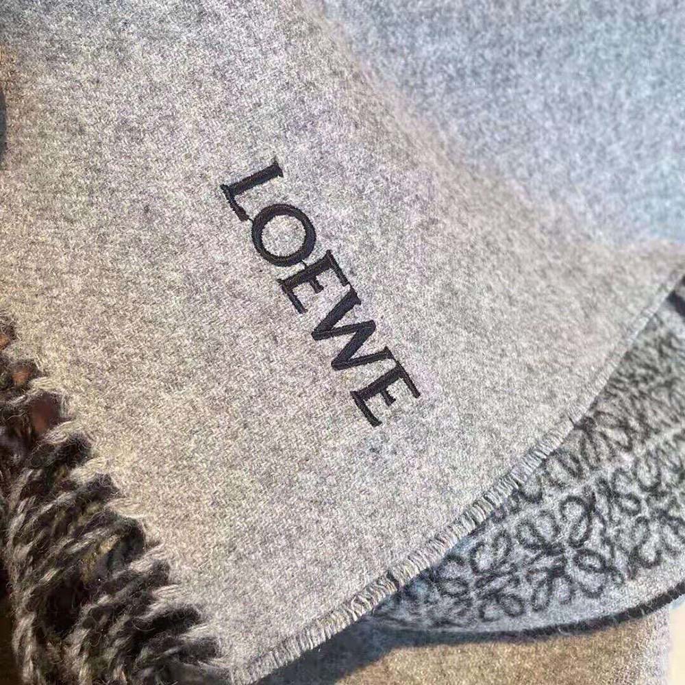 Loewe Unisex Scarf in Wool and Cashmere-Black - image 8