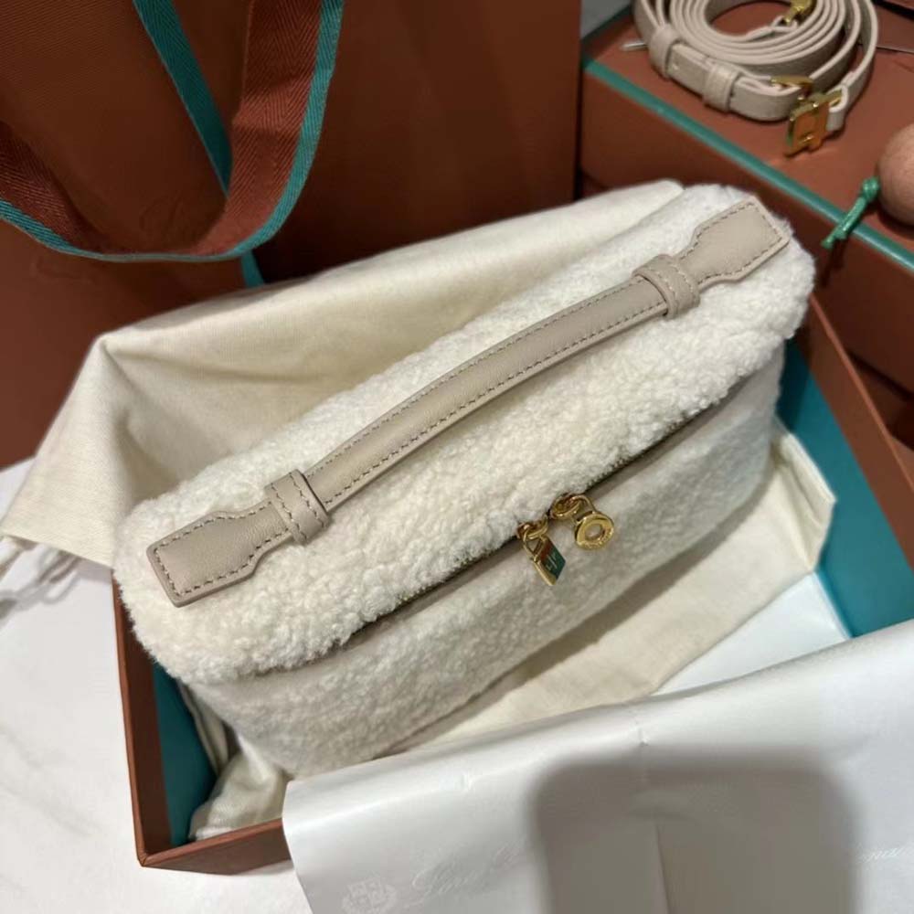 Loro Piana Women Extra Pocket Pouch L19 in Sheepskin Leather - image 7