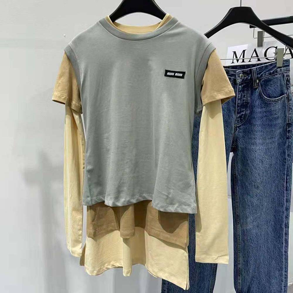 Close-up of logo patch detail on Miu Miu Women Set of 3 Jersey T-shirts