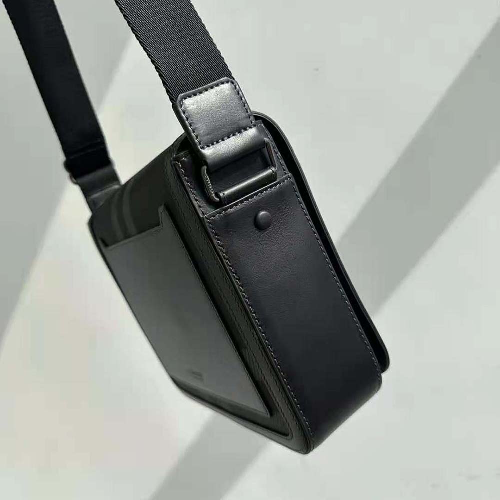 Burberry Men Small Alfred Messenger Bag-Black - image 7