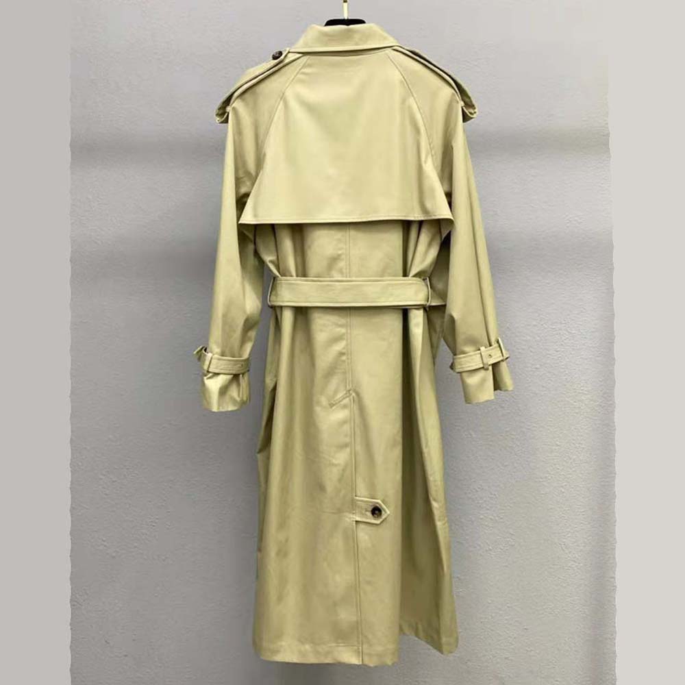 Close-up of Burberry Men Long Castleford Trench Coat-Beige brass buttons and fabric
