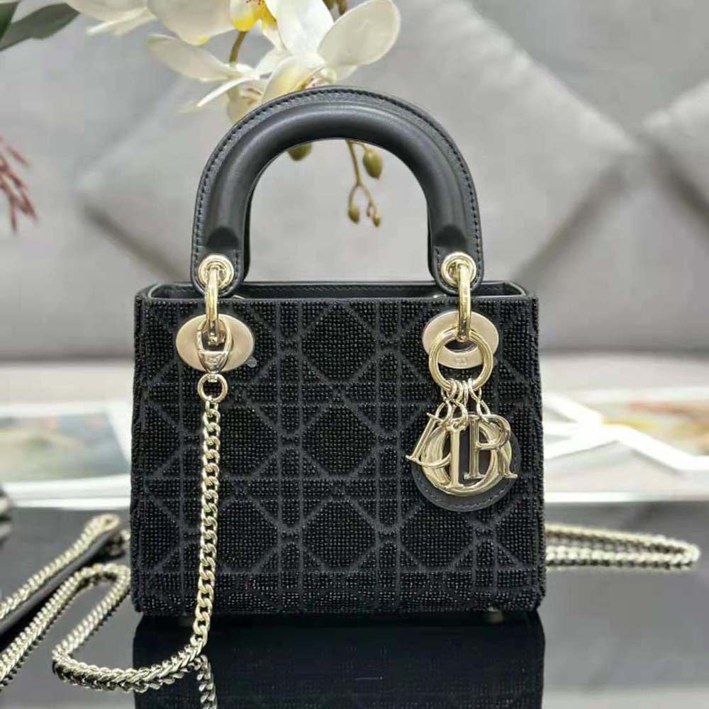 Close-up detail of micropearl embroidery on Dior Women Mini Lady D-joy Bag