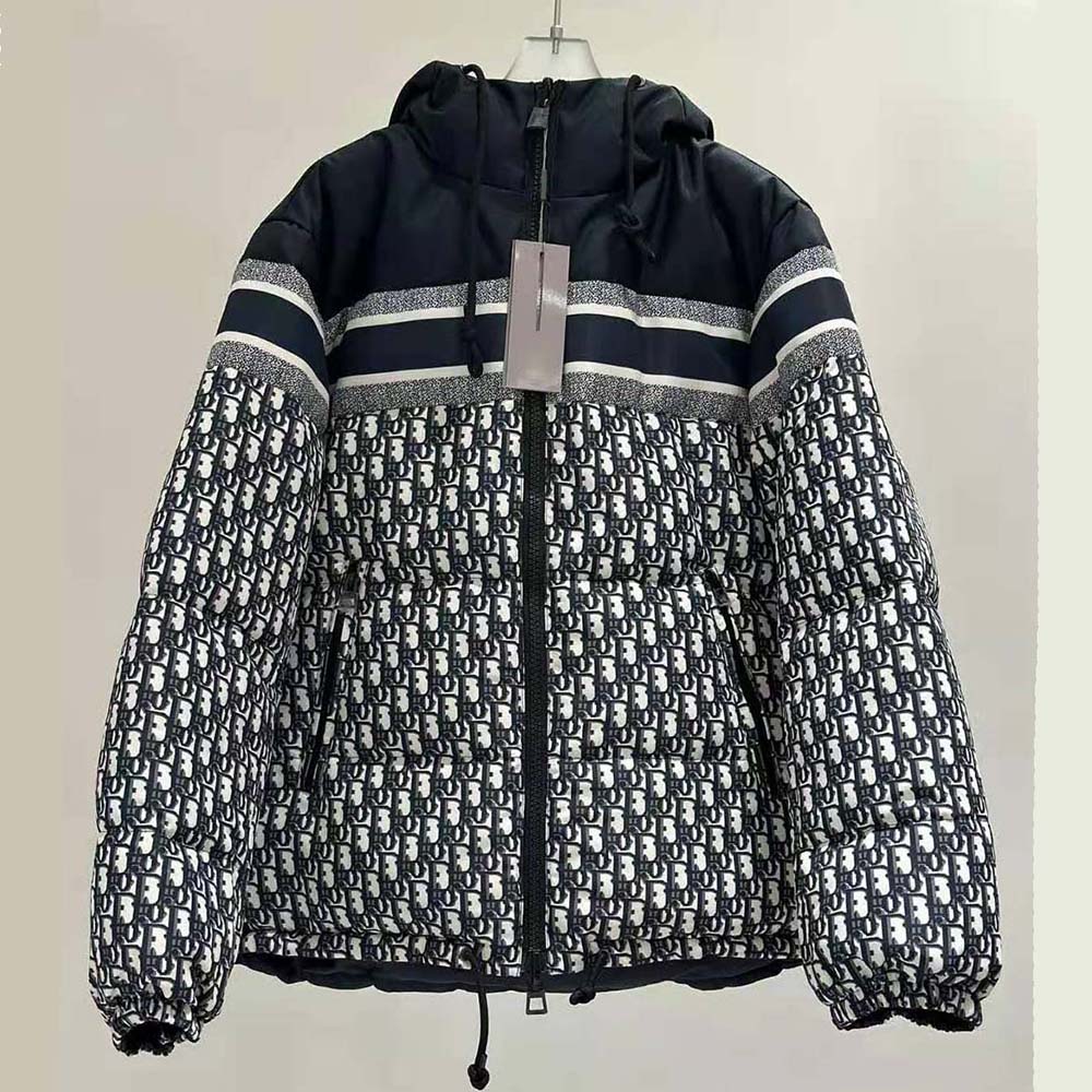 Close-up of Dior Oblique quilting on reversible blue side jacket