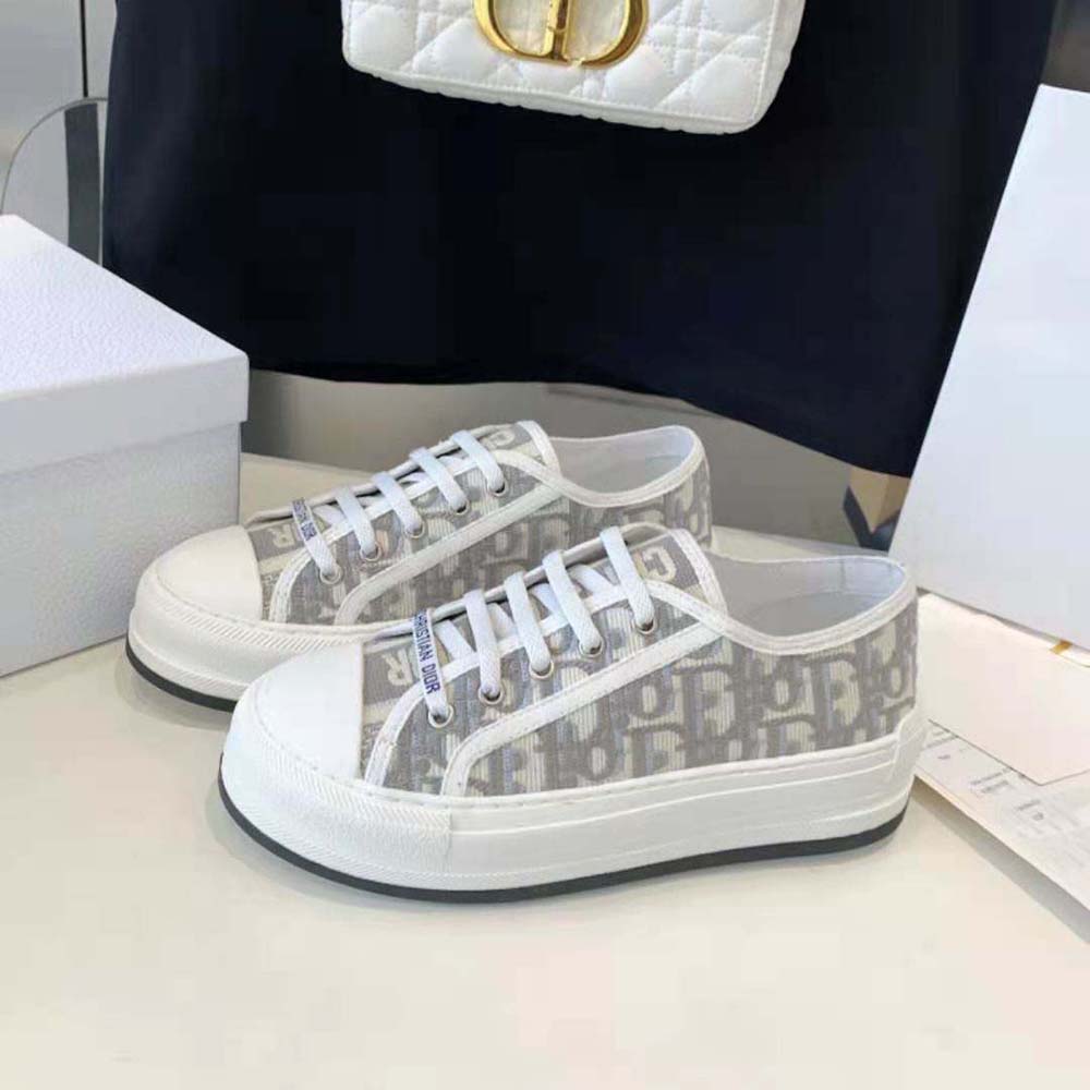 Dior Women Walk’n’dior Platform Sneaker Stone Gray Dior Oblique Embroidered Cotton - image 4