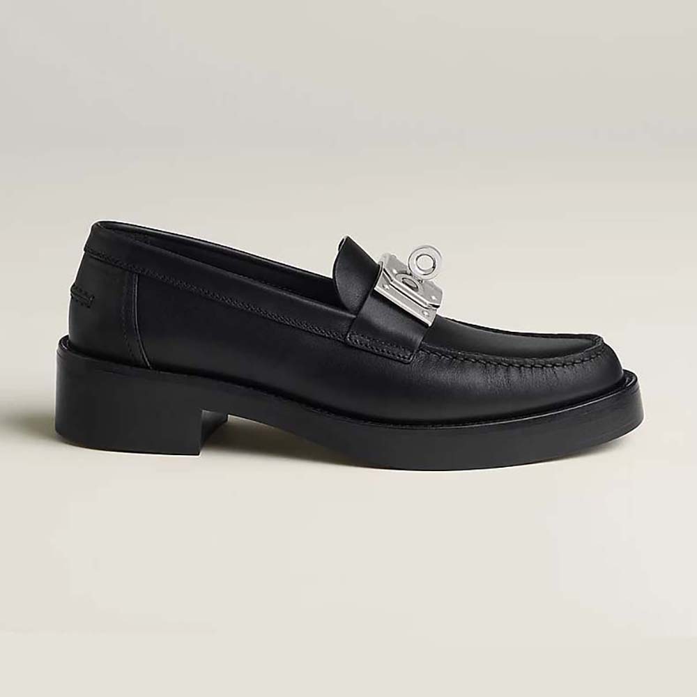 Side view of Hermes Men Hot Loafer in Calfskin-Black showing silhouette