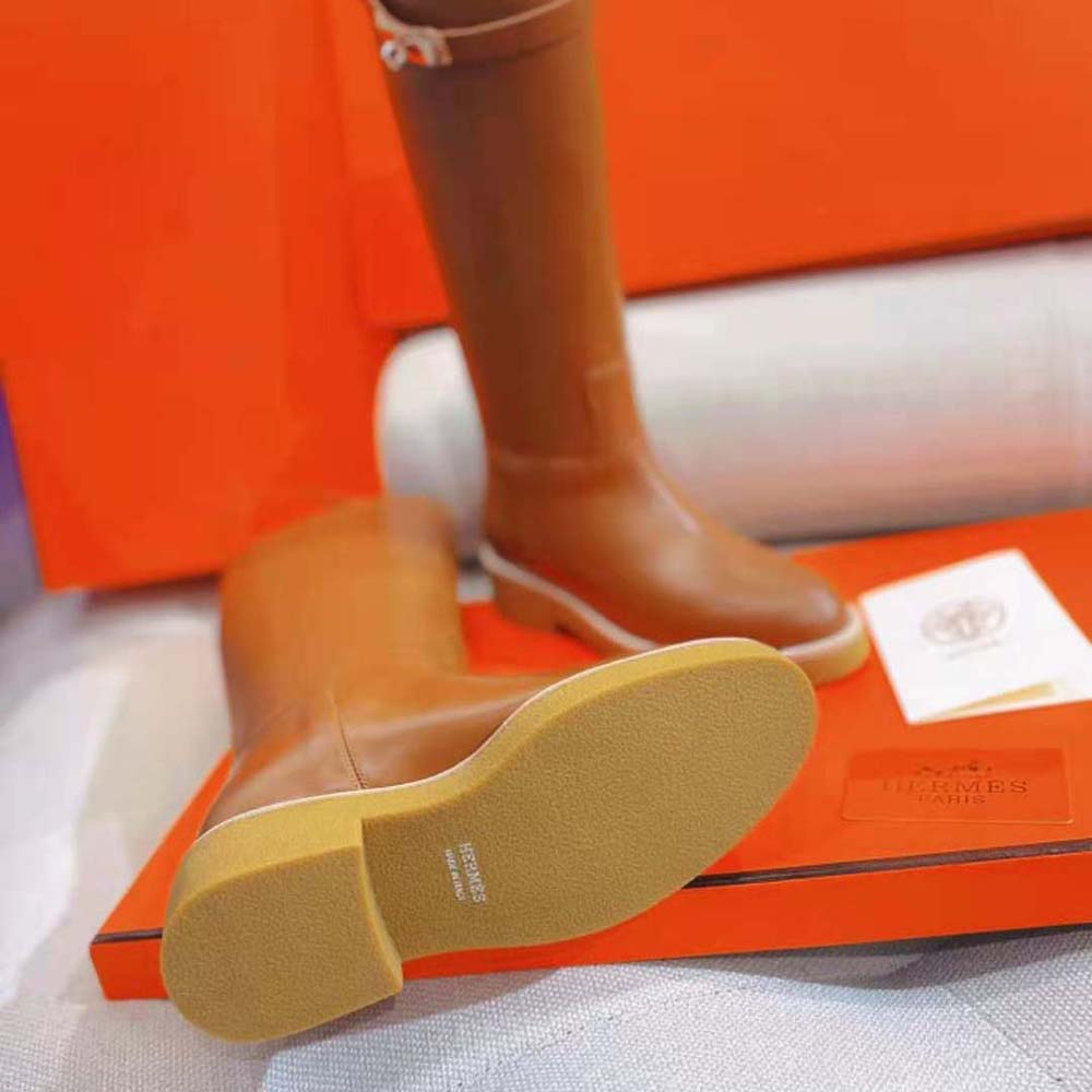 Hermes Women Jumping Boot in Heritage Calfskin-Brown - image 10