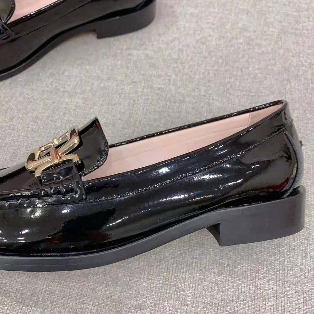 Roger Vivier Women Metal Buckle Morsetto Loafers in Patent Leather - image 8