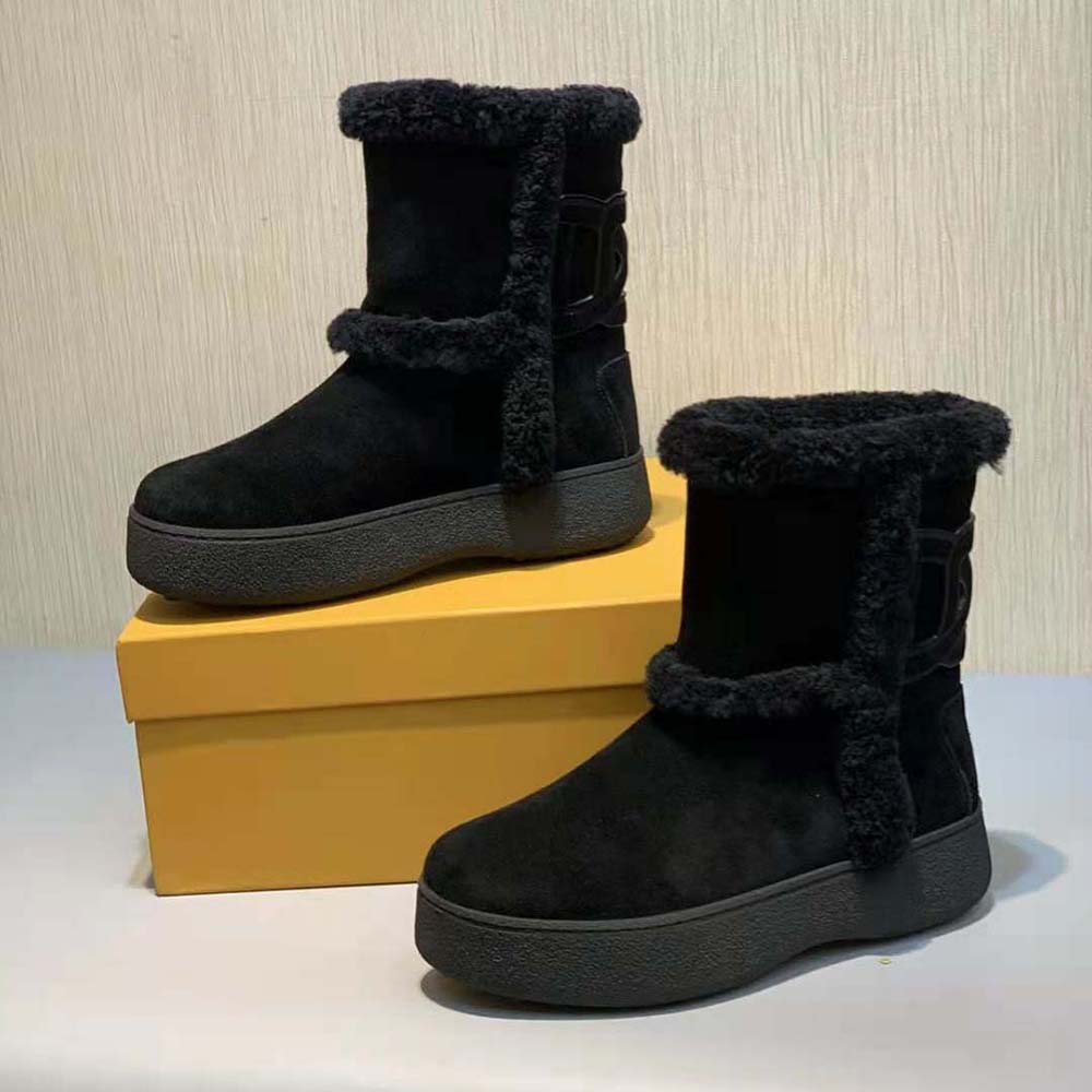 TODS Unisex Tod’s W. G. Ankle Boots in Suede-Black - image 4