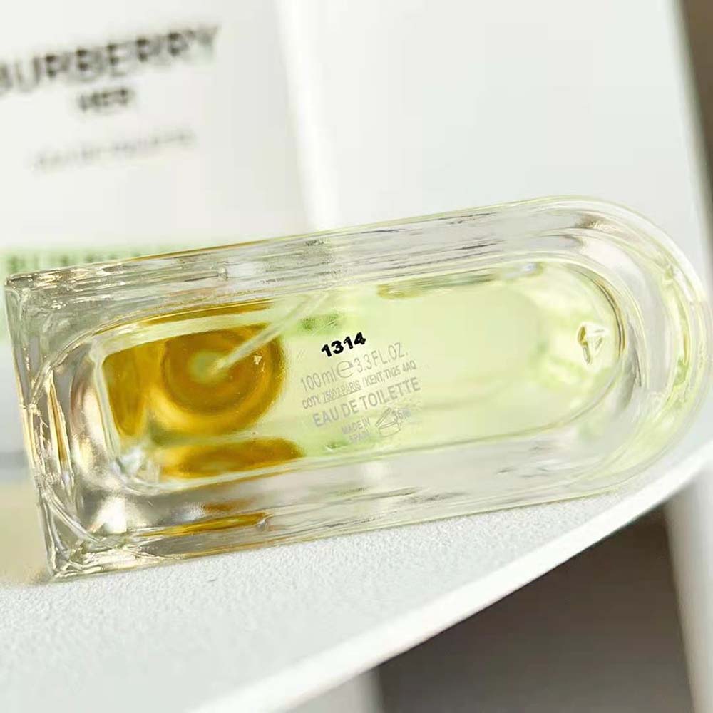Burberry Women Her Eau de Toilette 100ml - image 10
