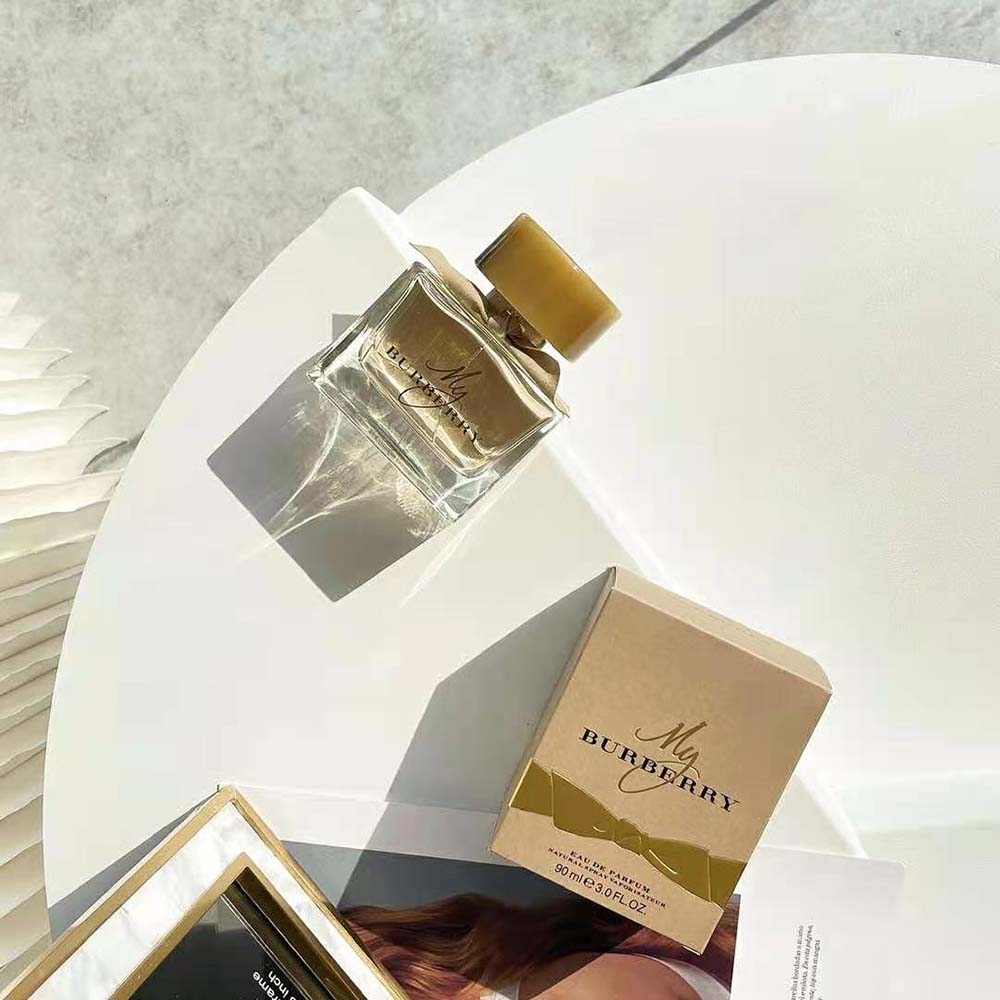 Burberry Women My Burberry Eau de Parfum 90ml - image 4