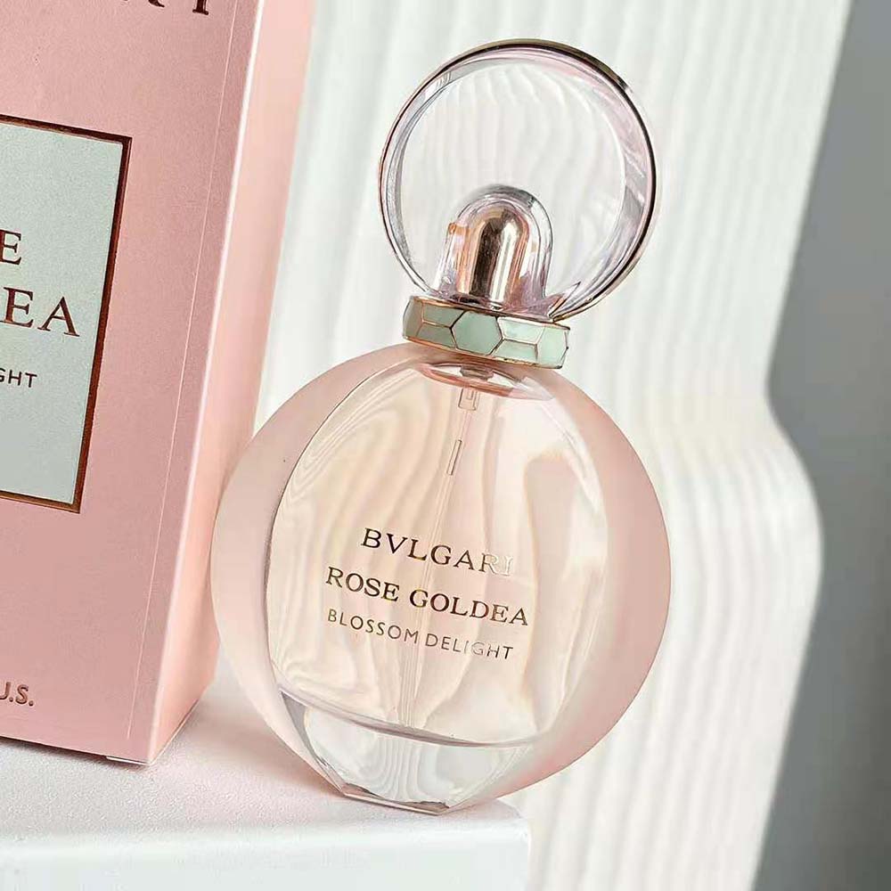 Bvlgari Women Rose Goldea Blossom Delight Eau de Parfum - image 6