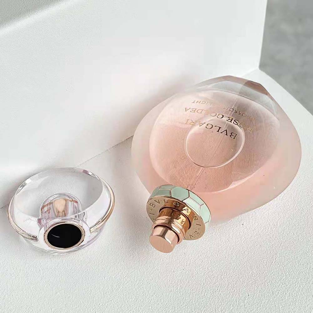 Bvlgari Women Rose Goldea Blossom Delight Eau de Parfum - image 7