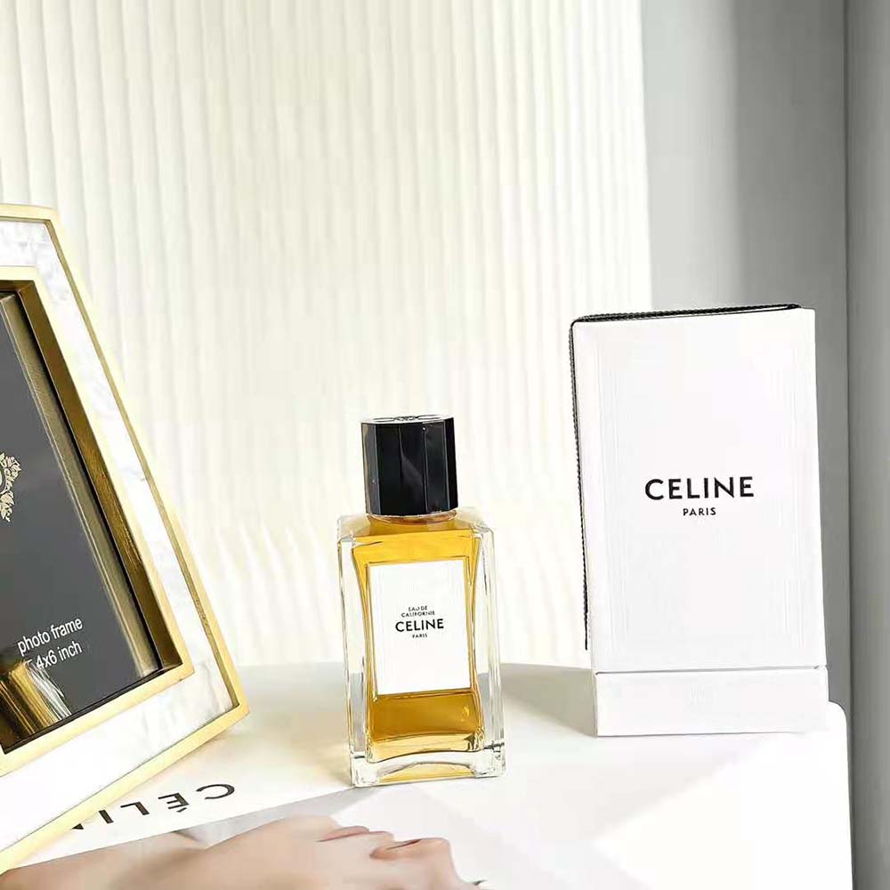 Close-up on gold-tone cap detail of Celine Unisex Californie Eau de Parfum