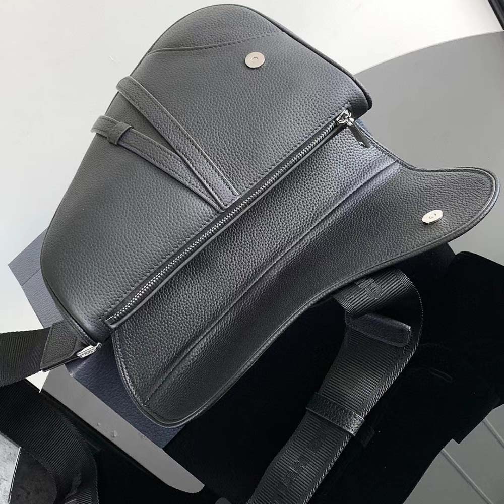 Dior Men Essentials Saddle Bag Black Grained Calfskin - image 7