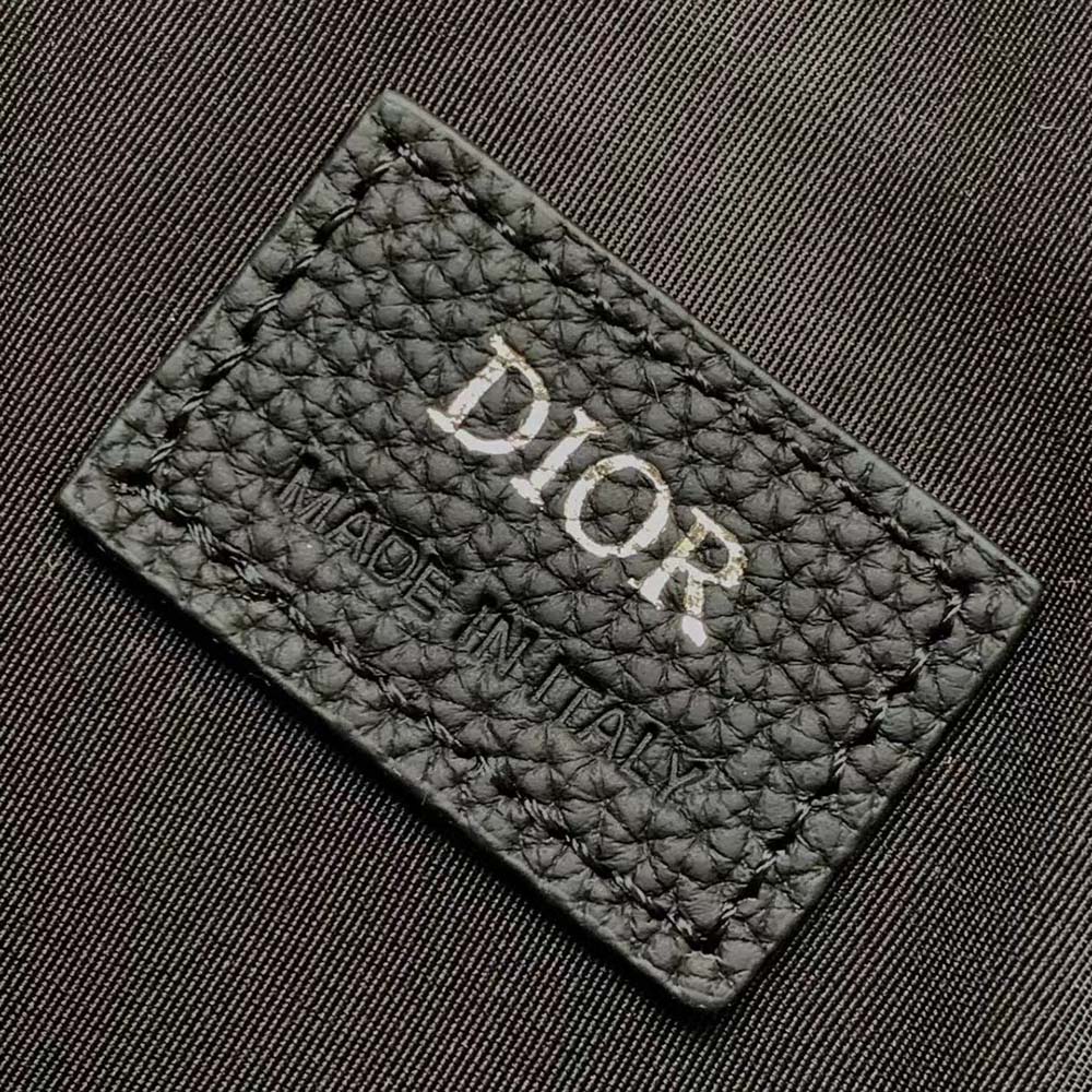 Dior Men Essentials Saddle Bag Black Grained Calfskin - image 10