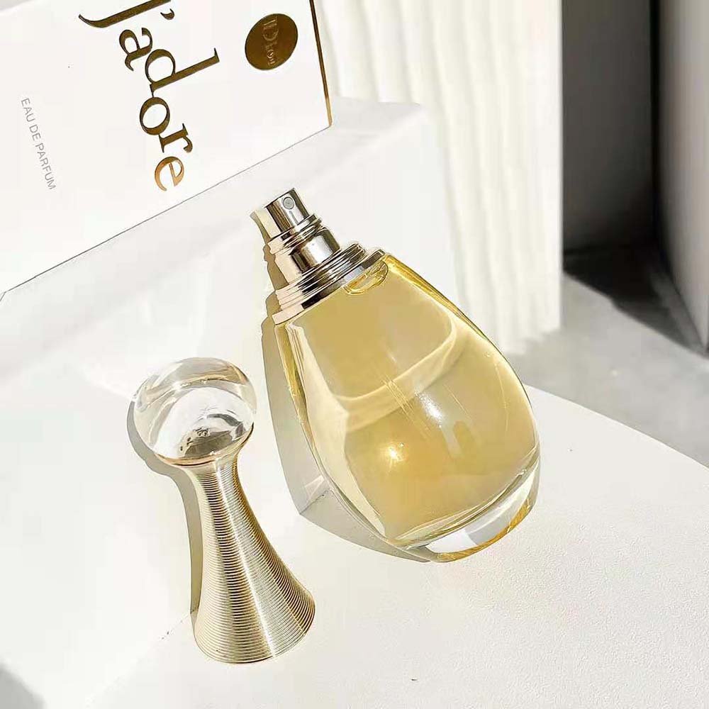 Dior Women J’adore L’or Fragrance – Solar and Intense Floral Notes - image 7