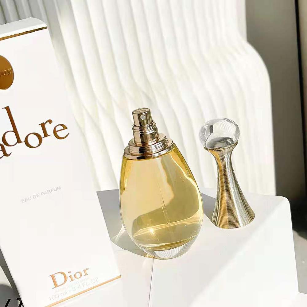 Dior Women J’adore L’or Fragrance – Solar and Intense Floral Notes - image 6