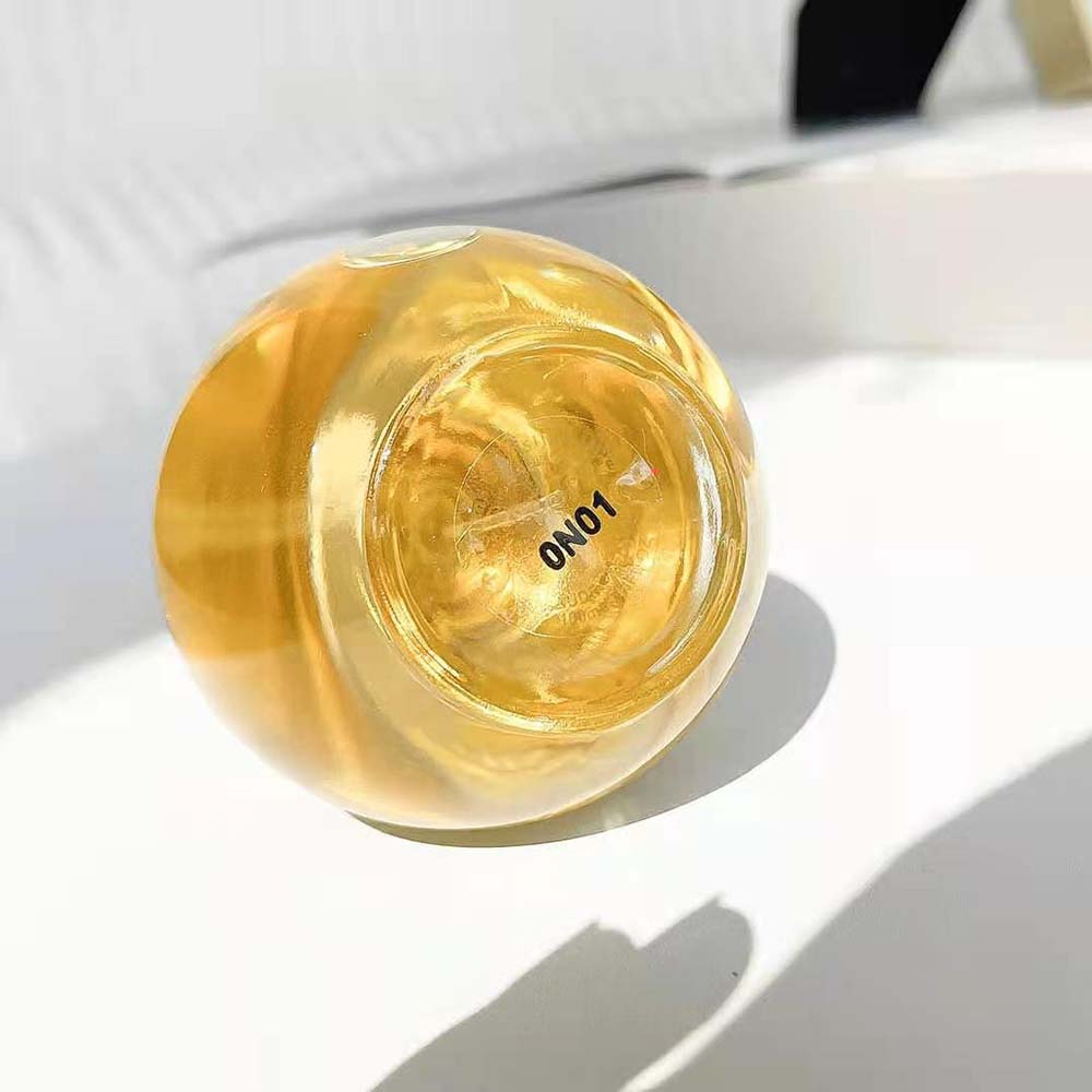 Dior Women J’adore L’or Fragrance – Solar and Intense Floral Notes - image 10