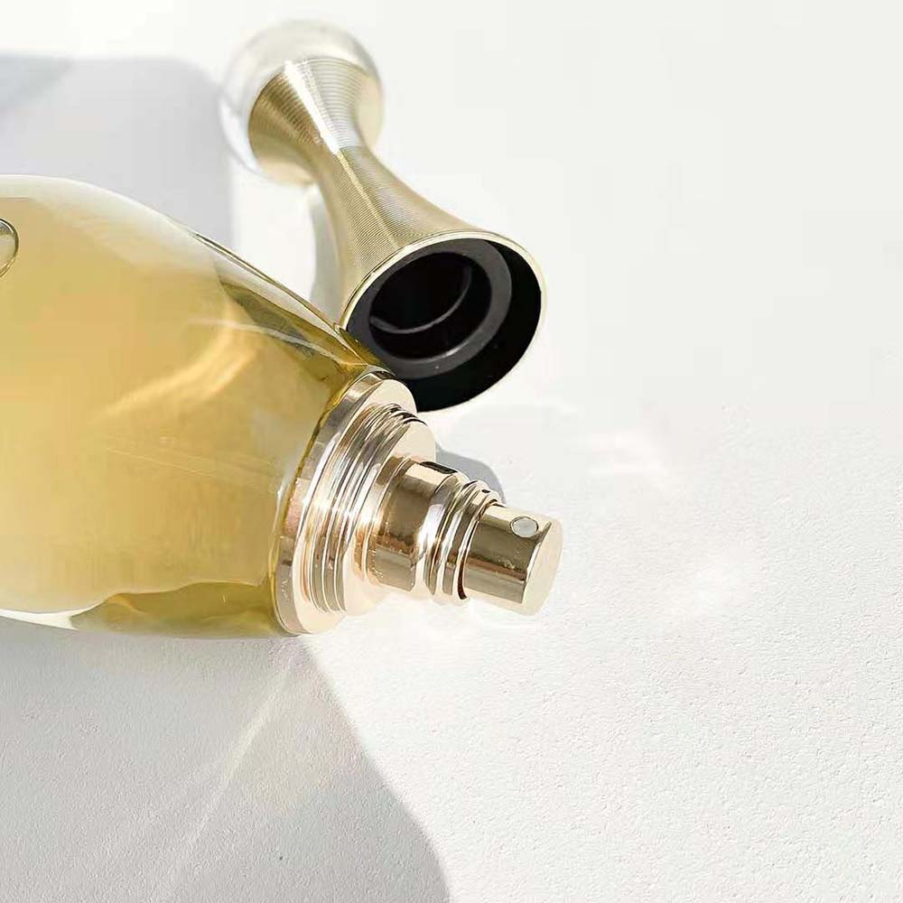 Dior Women J’adore L’or Fragrance – Solar and Intense Floral Notes - image 9