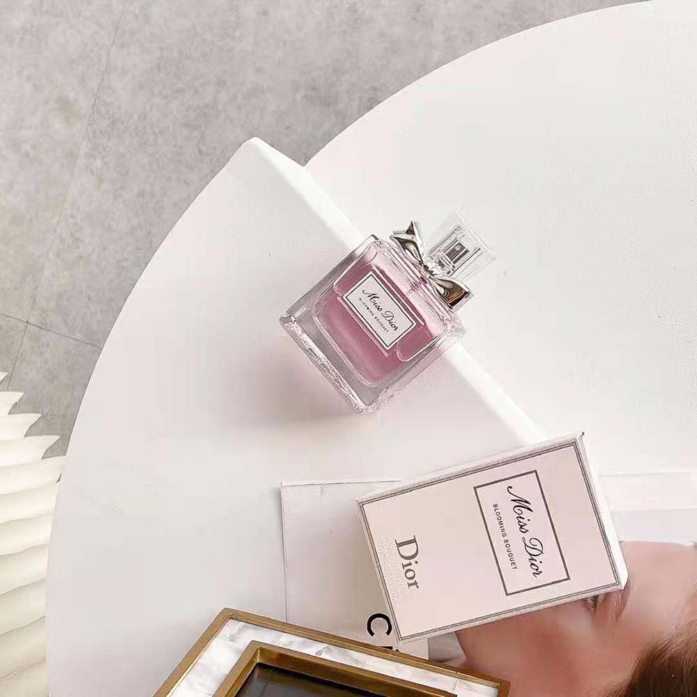 Dior Women Miss Dior Eau de Toilette 100 ml - image 5