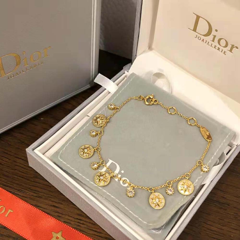 Dior Women Rose Des Vents Bracelet highlighting adjustable clasp and gold shine