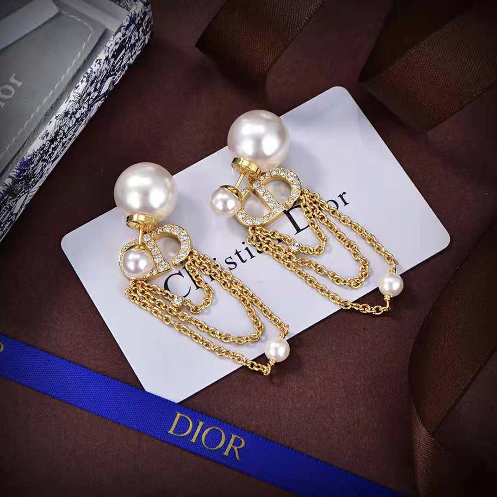 Side angle showing double-sided design of Dior Women Tribales Earrings