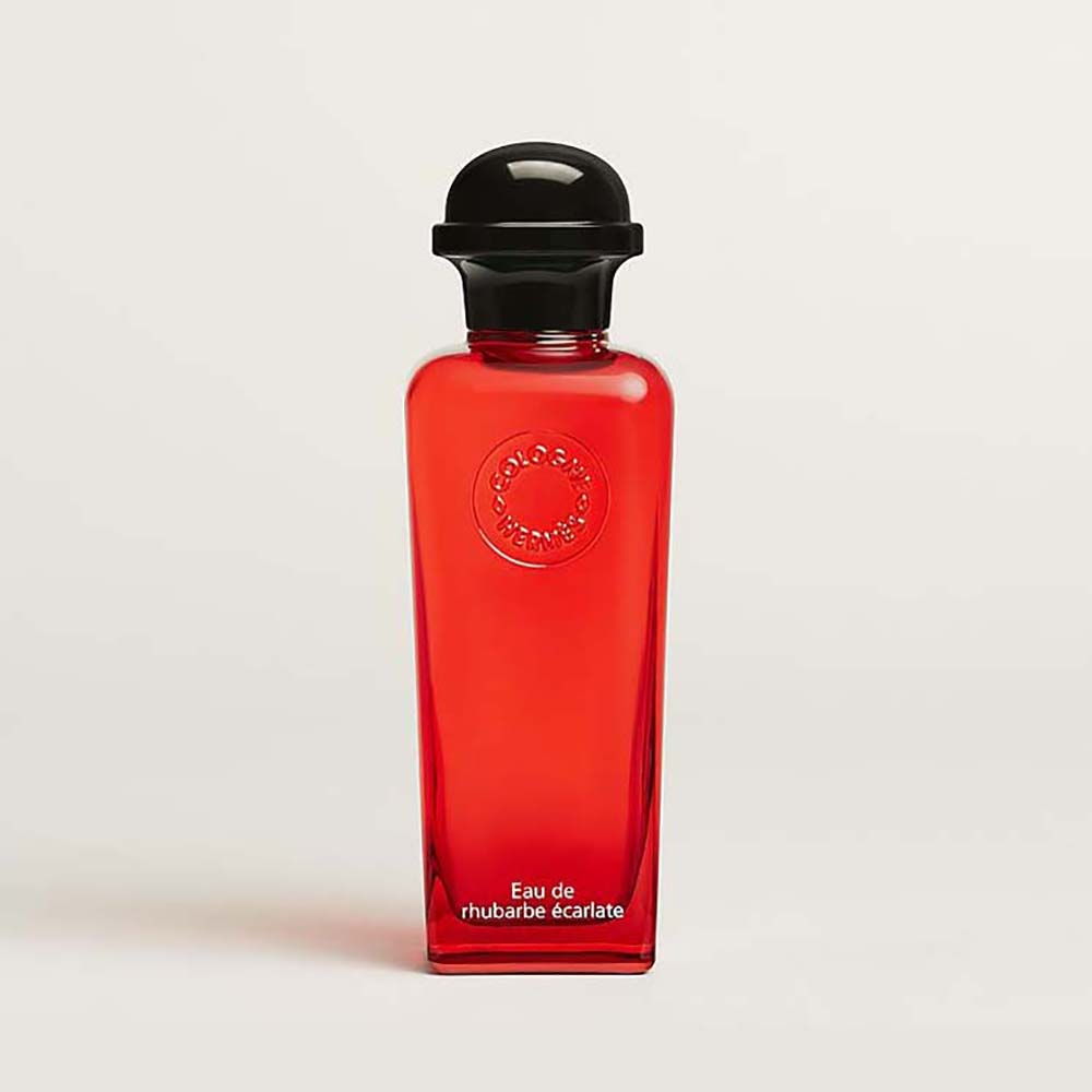 Front view of Hermes Women Eau de Rhubarbe Ecarlate Eau de Cologne red bottle