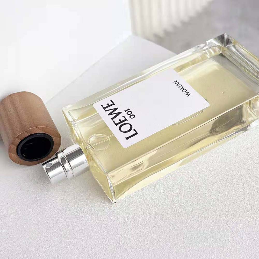 Loewe 001 Woman Eau de Parfum 100ml - image 6