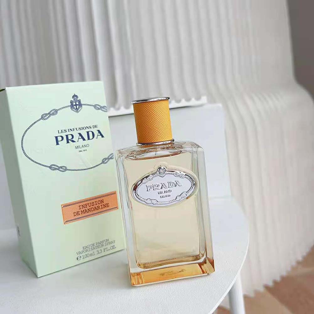 Spray nozzle detail of Prada Unisex Infusion De Fleur D’Oranger EDP 100ml