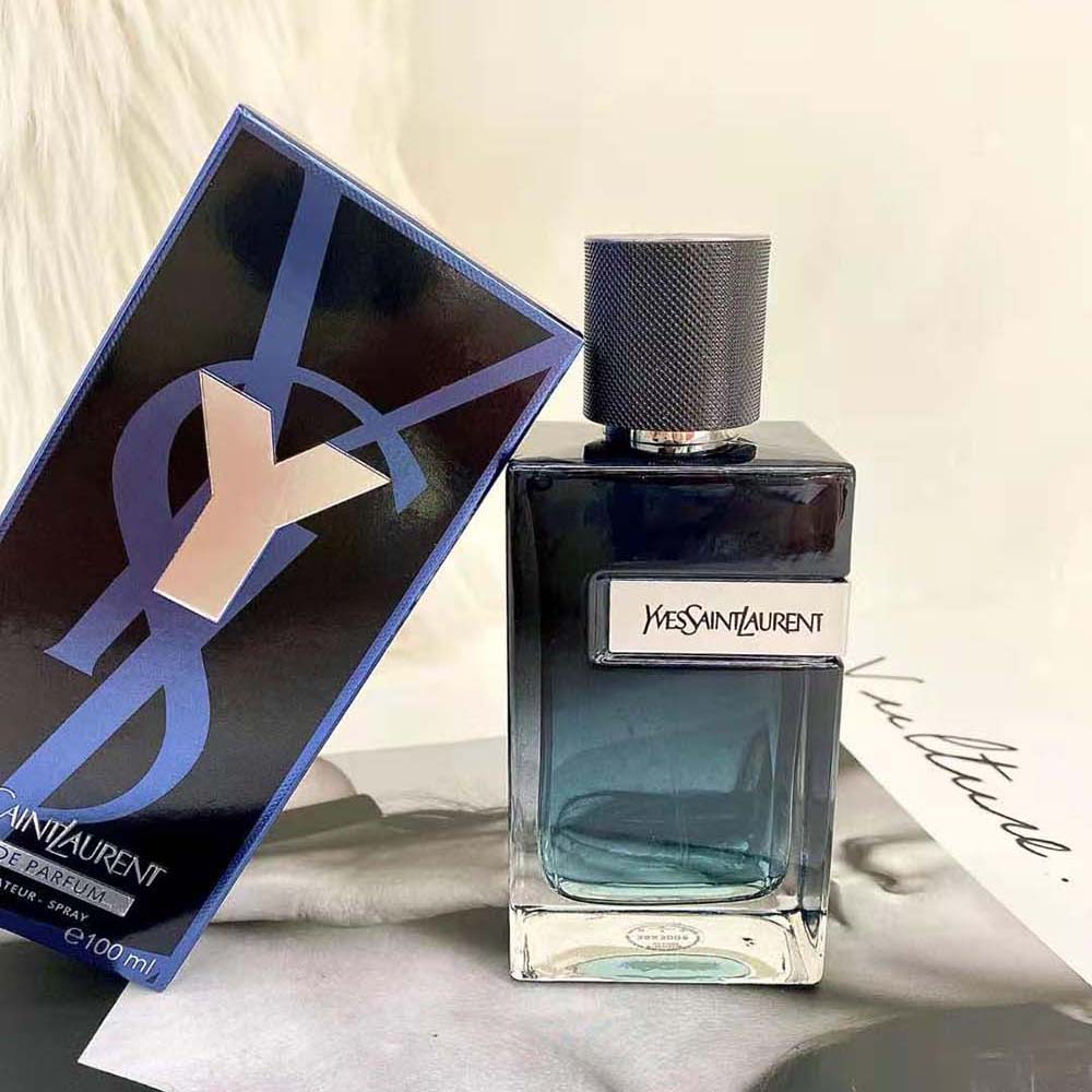 Angled shot showing spray nozzle of Saint Laurent YSL Men Y Eau De Parfum