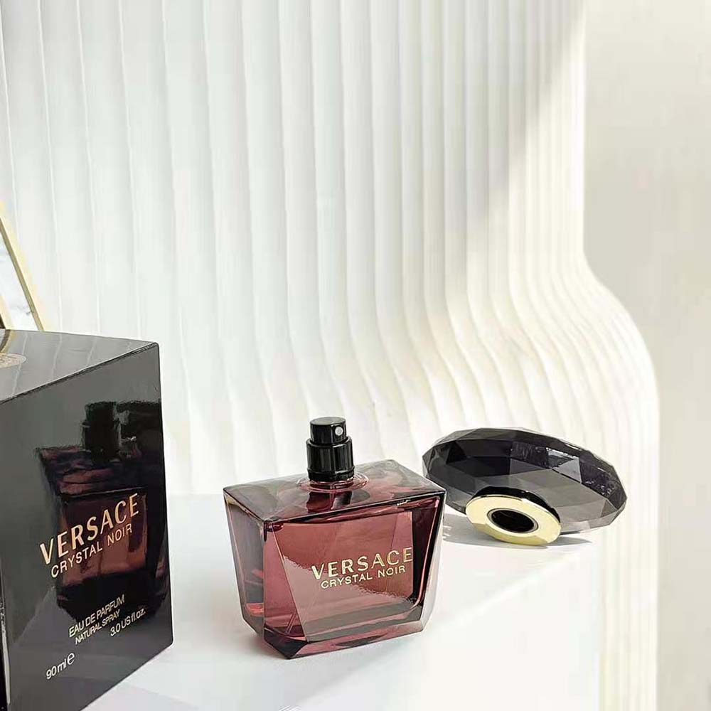 Versace Women Crystal Noir Edt 90 ml - image 7