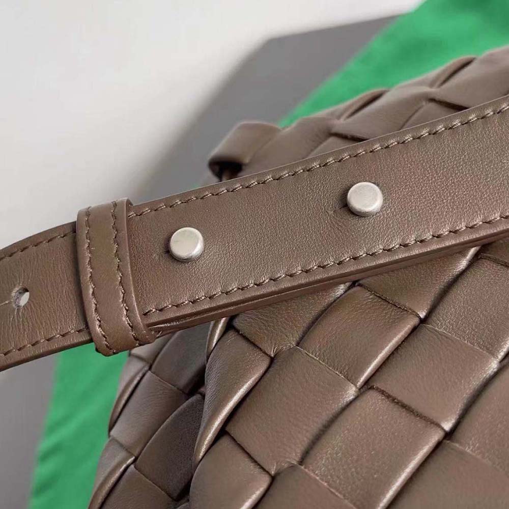 Bottega Veneta Unisex Small Cobble Messenger in Calfskin Leather-Chocolate - image 5
