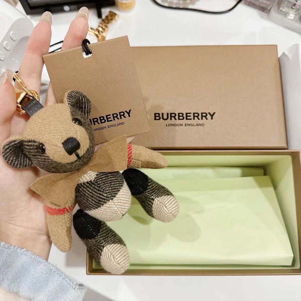Side angle showing keyring closure on Burberry Unisex Thomas Bear Charm