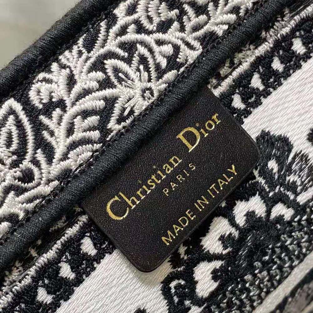 Dior Women Hat Basket Bag White and Black Butterfly Bandana Embroidery - image 10