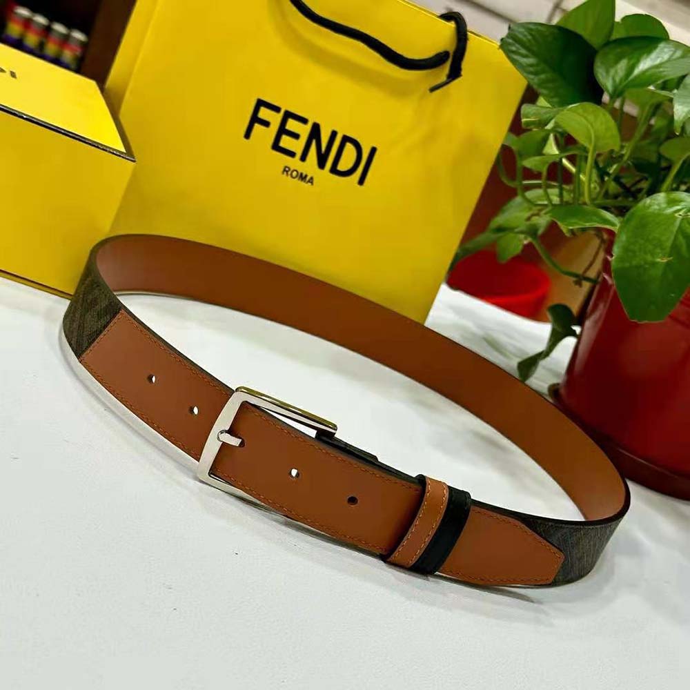 Side angle of Fendi Men Fendi Diagonal Belt Beige Leather with clasp