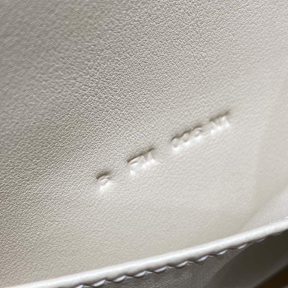 Hermes Unisex Bolide 1923 Bag in Epsom Calfskin-Beige - image 9