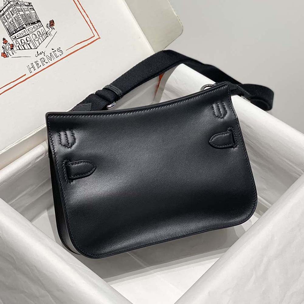 Side profile showing structured silhouette of Hermes Women Jyspiere