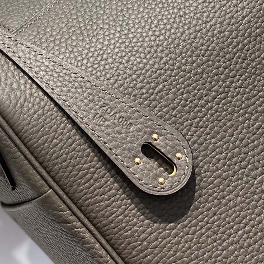 Hermes Women Lindy 26 in Clemence Leather-Gray/Gold - image 10