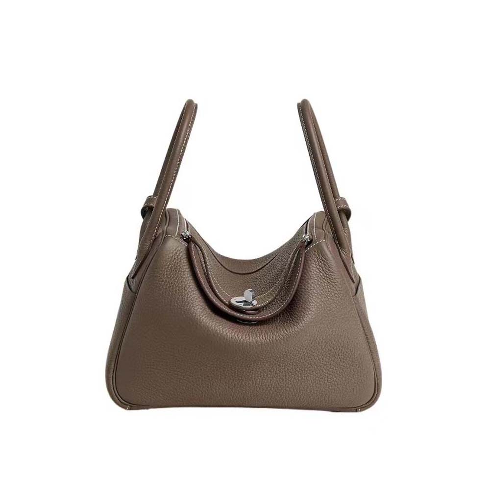 Front view of Hermes Women Lindy 26 in Gray Clemence leather