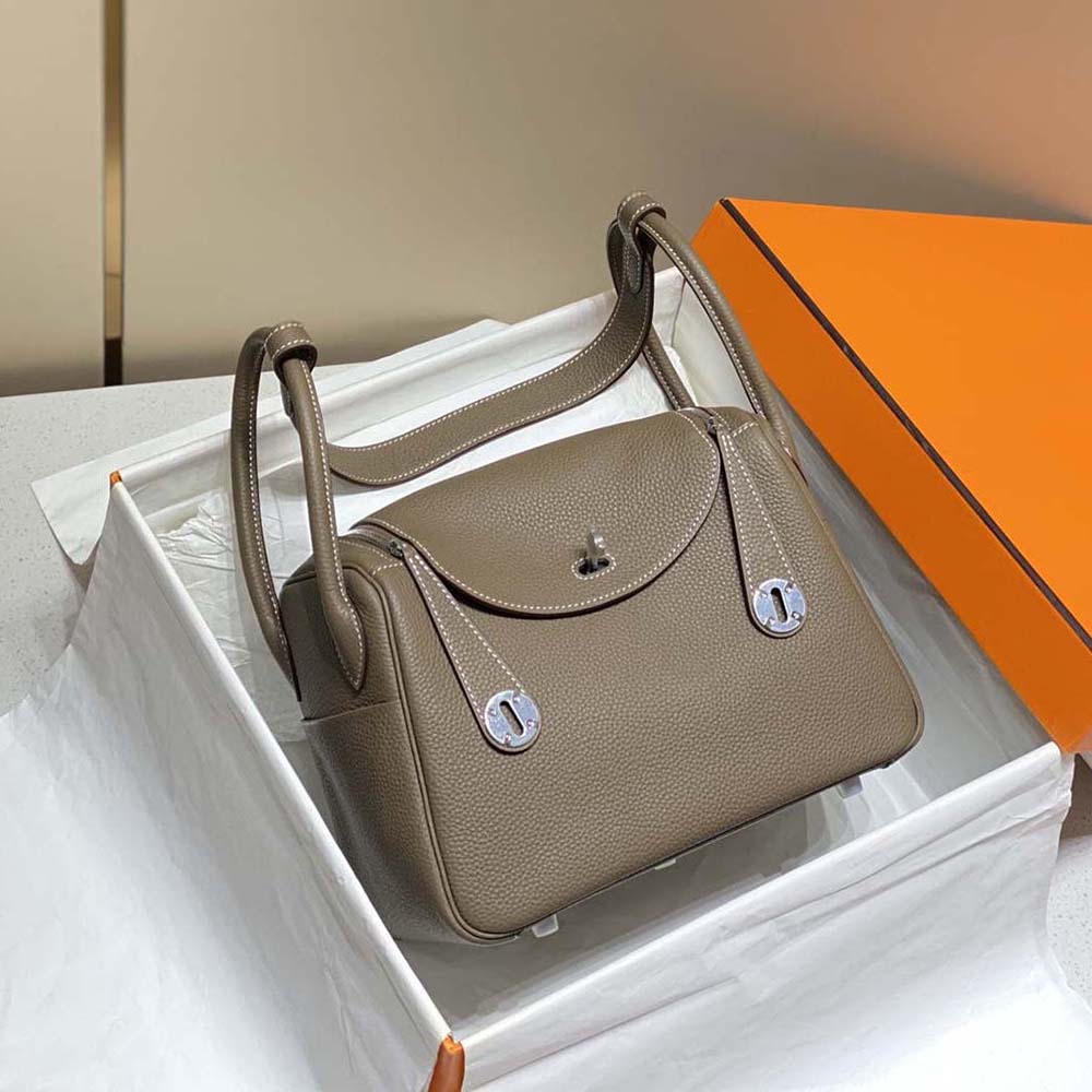 Close-up of silver hardware on Hermes Women Lindy 26 bag