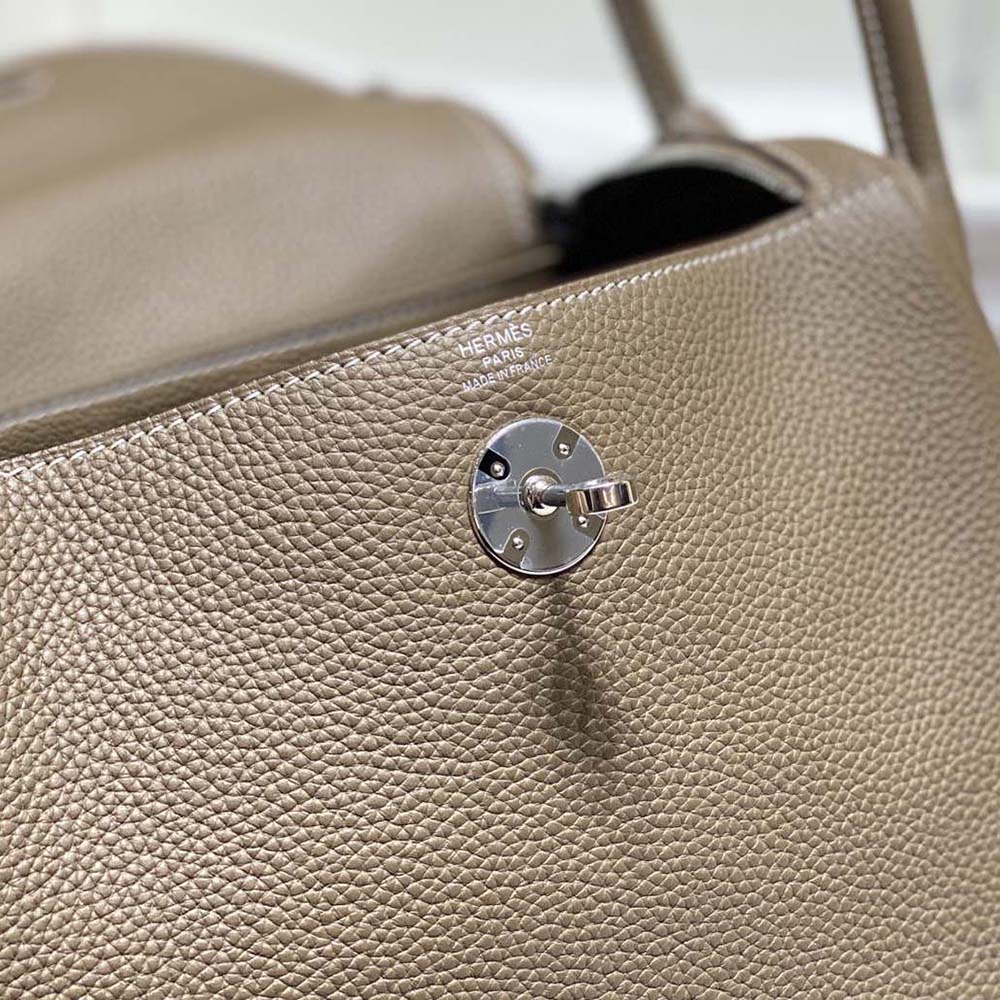Hermes Women Lindy 26 in Clemence Leather-Gray/Silver - image 10