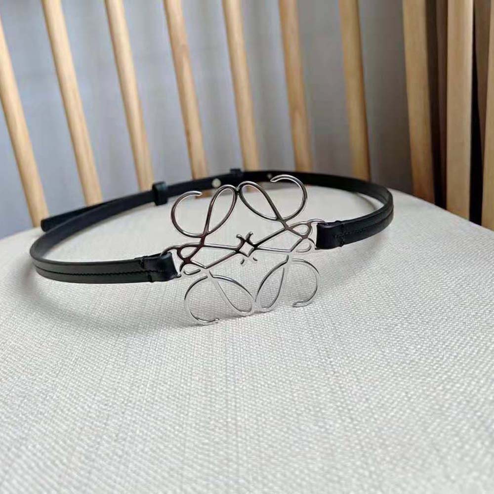 Side angle showing leather texture on Loewe Women Anagram Belt in Black