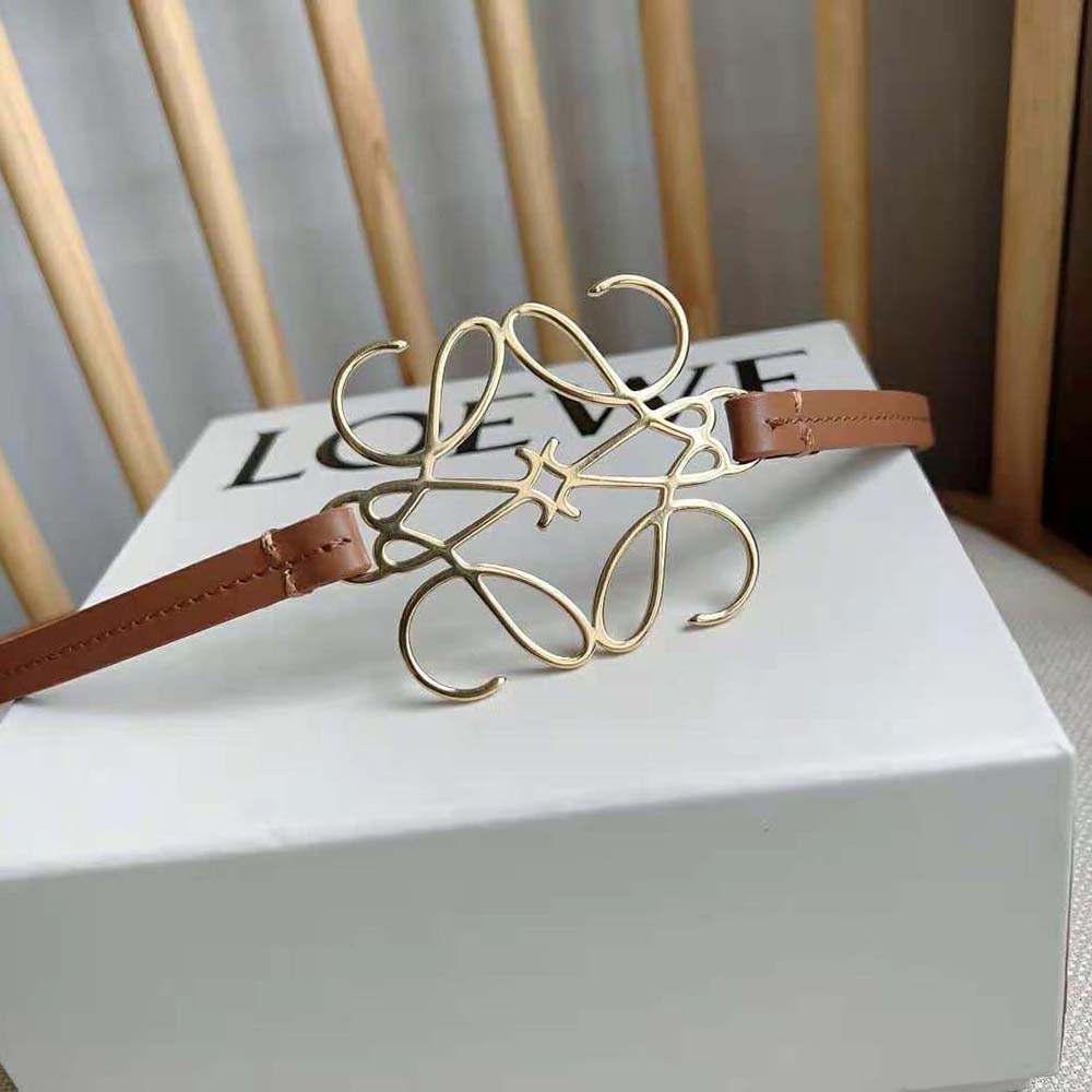 Loewe Women Anagram Belt in Classic Calfskin-Tan - image 6