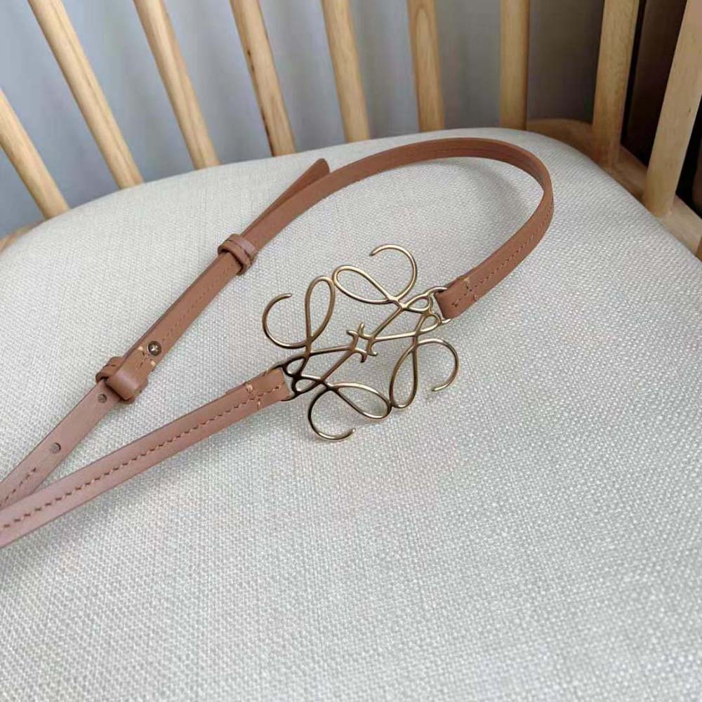 Loewe Women Anagram Belt in Classic Calfskin-Tan - image 4