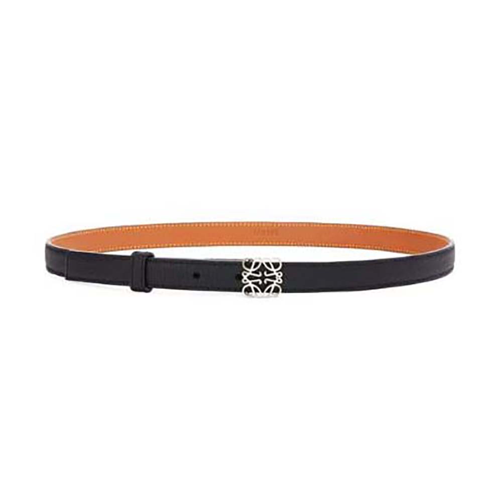 Front view of Loewe Women Anagram Belt in Pebble Grain Calfskin-Black