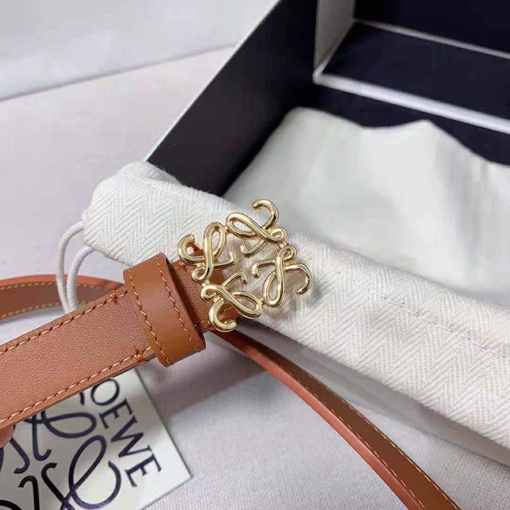 Loewe Women Anagram Belt in Pebble Grain Calfskin-Tan/Gold - image 4