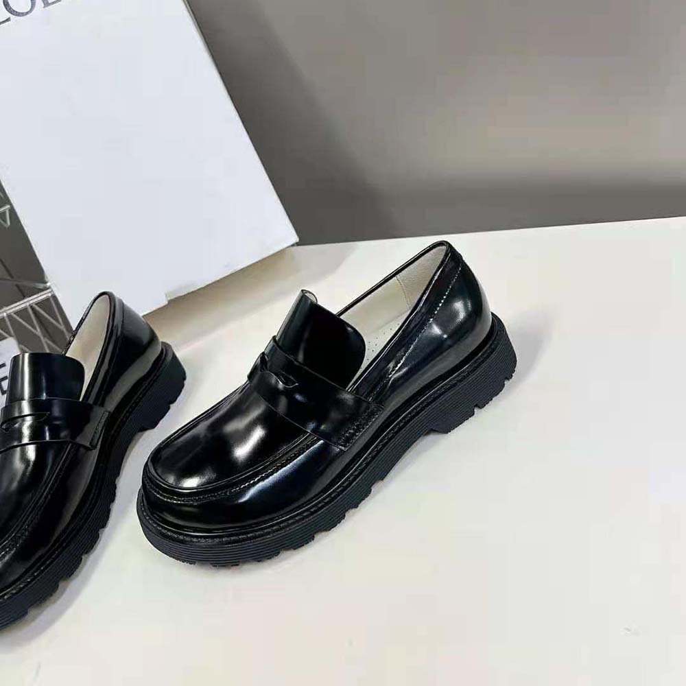 Loewe Women Blaze Loafer in Bicolour Brushed-off Calfskin - image 9