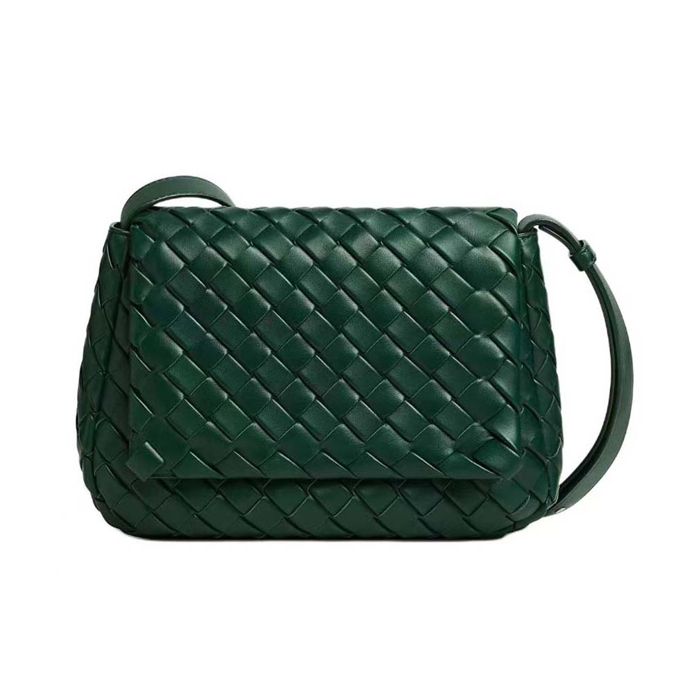 Close-up of Bottega Veneta intrecciato weave detail on messenger flap