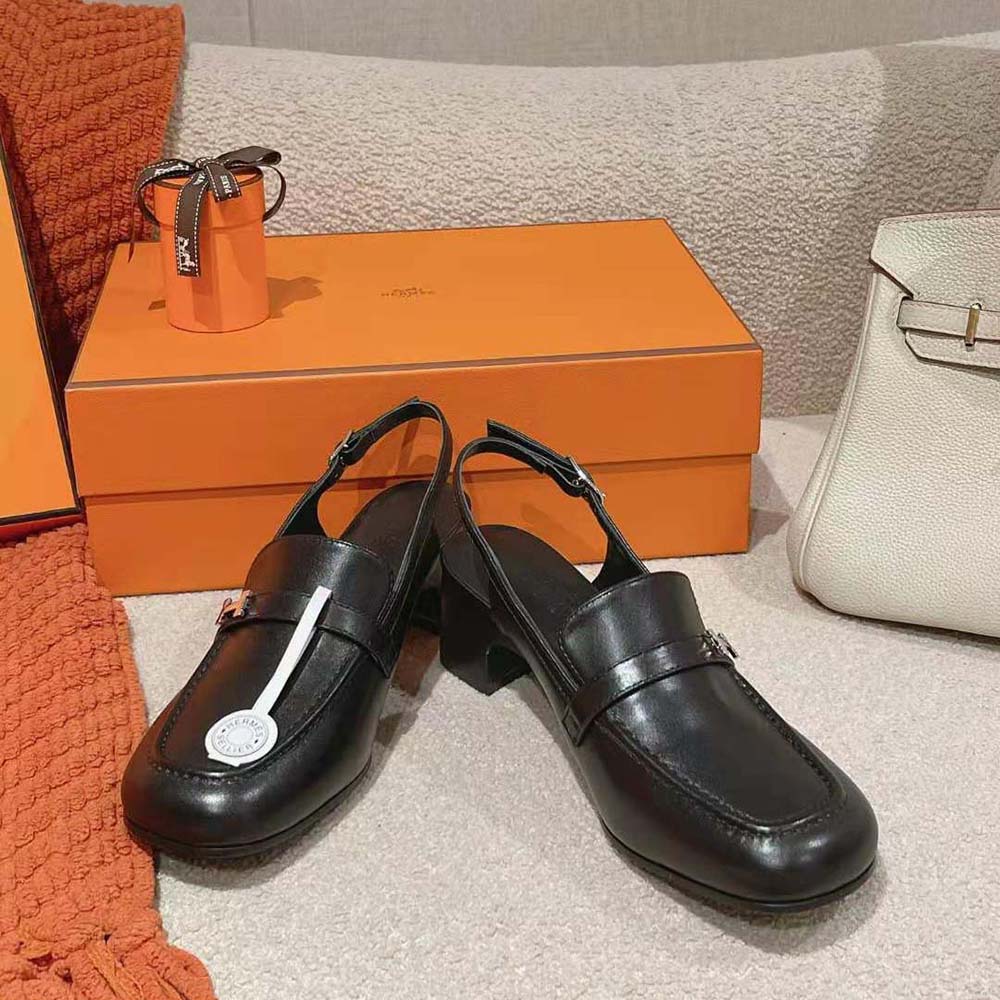 Close-up of Hermes signature embossed detail on Infinie 50 Pump