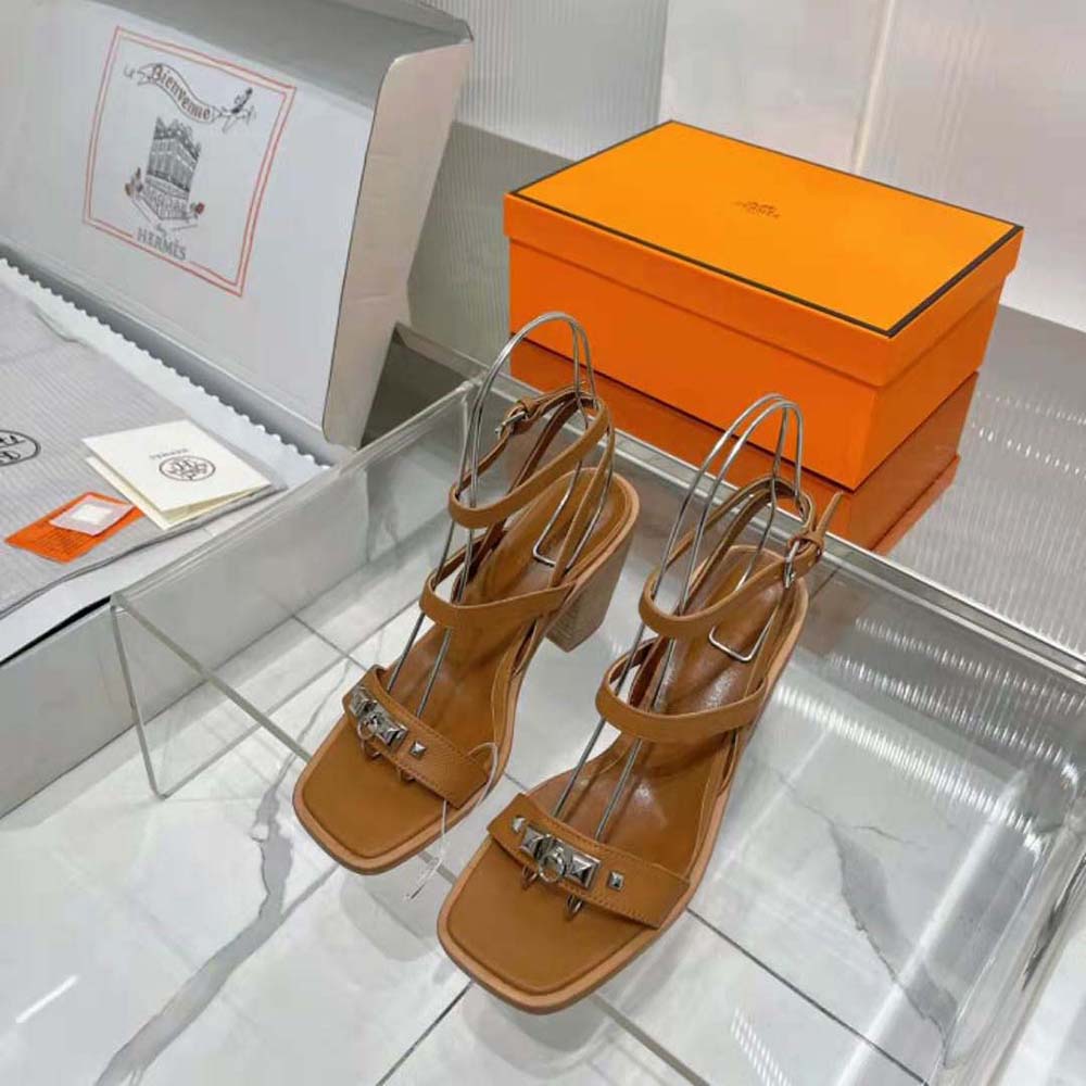 Side profile showing 65mm heel of Hermes Women Ivresse 65 Sandal
